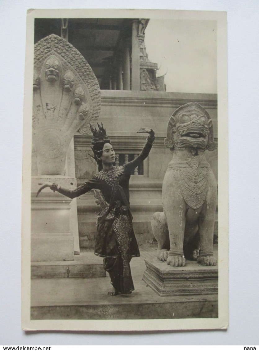 Rare! Cambodia/Indochina:Cambodian Woman Dancer/Danseuse Cambodgienne Au Temple D'Ankor-Wat 1931 Carte Photo - Cambodge