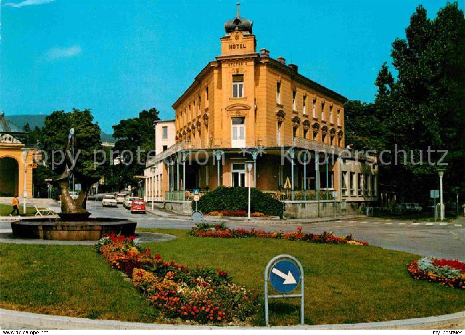 72812383 Bad Voeslau Badplatz Freiheitsbrunnen Hotel Stefani Bad Voeslau - Autres & Non Classés