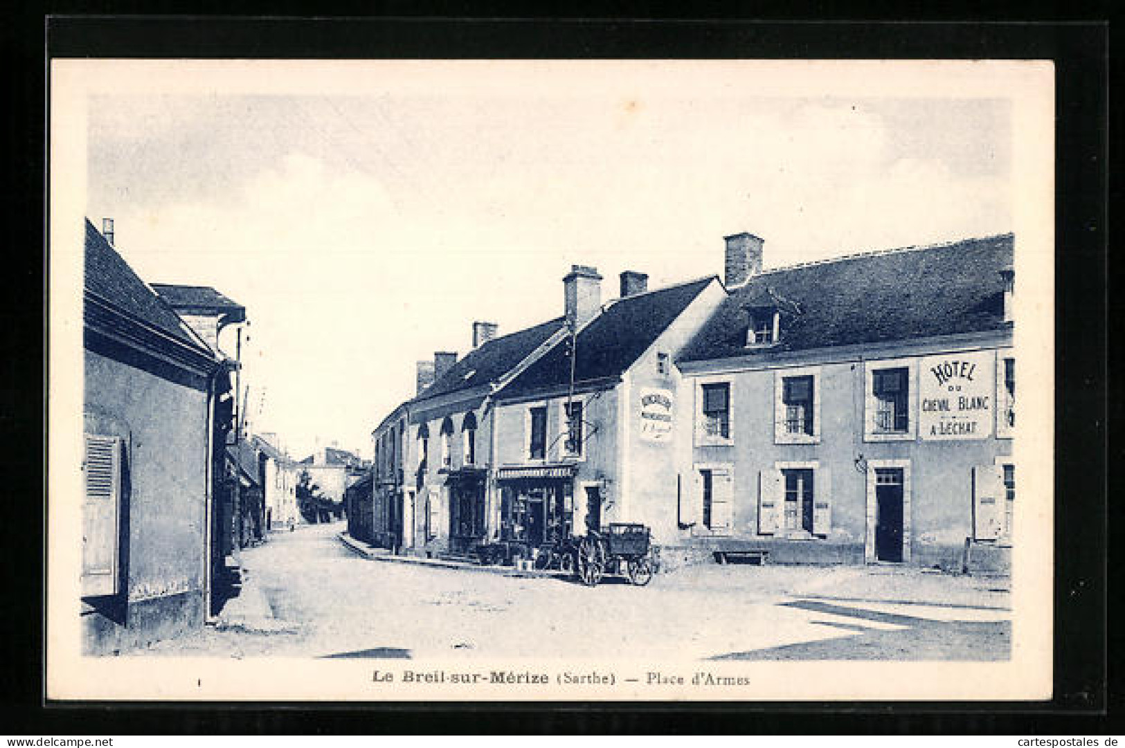 CPA Le Breil-sur-Mérize, Place D`Armes  - Altri & Non Classificati