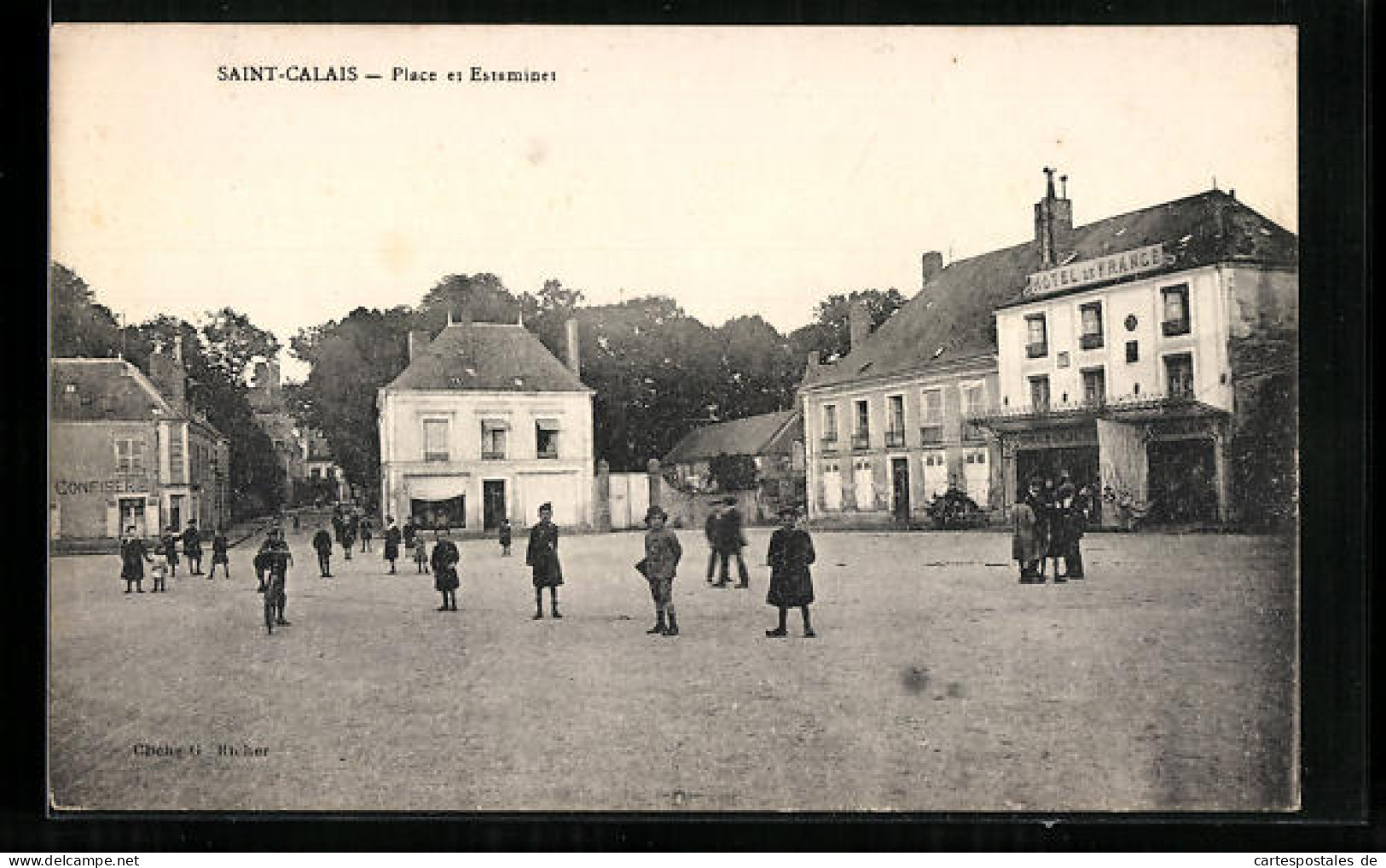 CPA Saint-Calais, Place Et Estaminet  - Saint Calais
