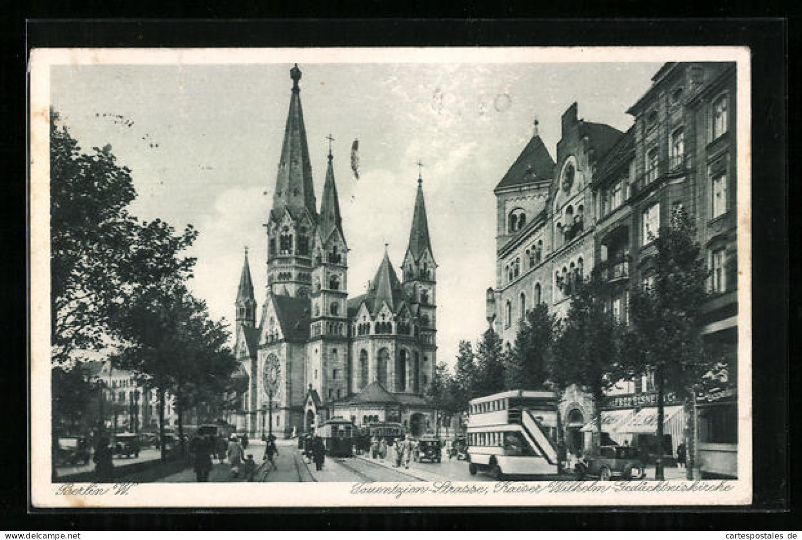 AK Berlin-Charlottenburg, Tauentzien-Strasse Mit Geschäften Und Kaiser Wilhelm-Gedächtniskirche  - Charlottenburg