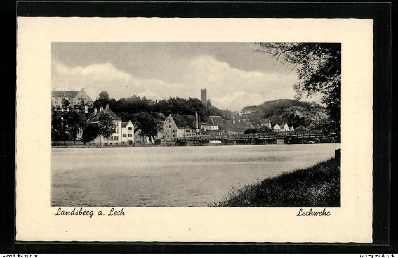 AK Landsberg /Lech, Panorama Mit Lechwehr  - Landsberg