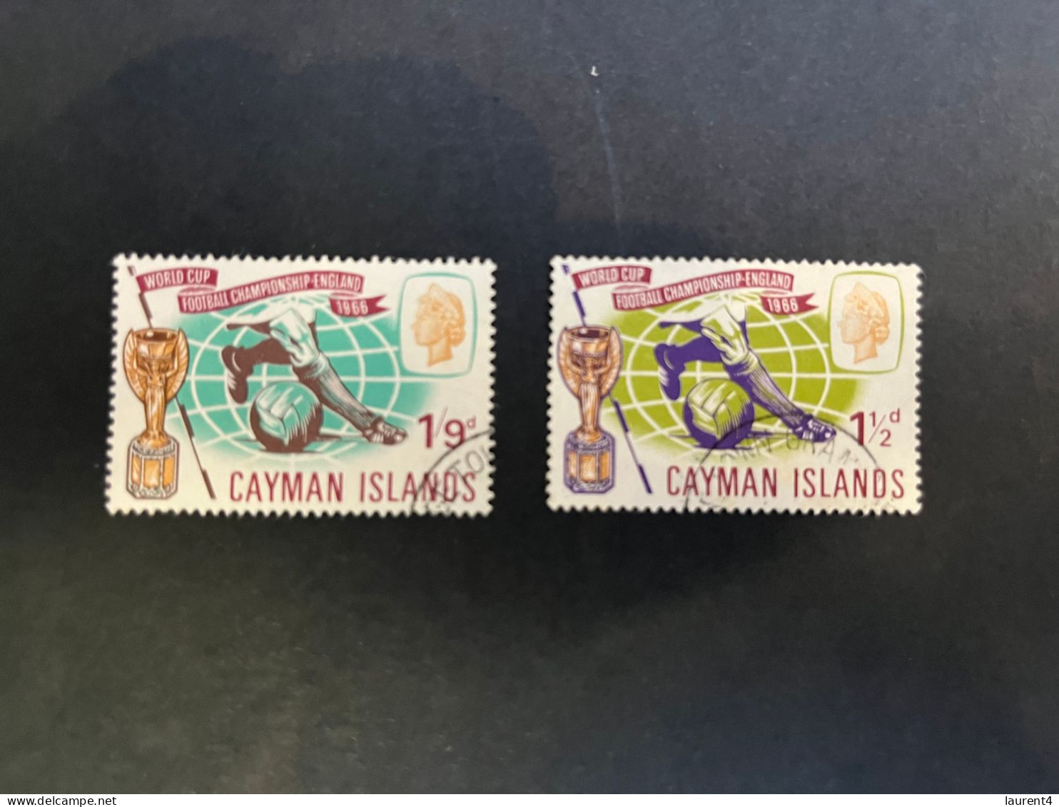 14-5-2024 (stamp) Used / Obliterer -  World Cup Football 1966 - Cayman Islands (2 Values) - 1966 – Angleterre