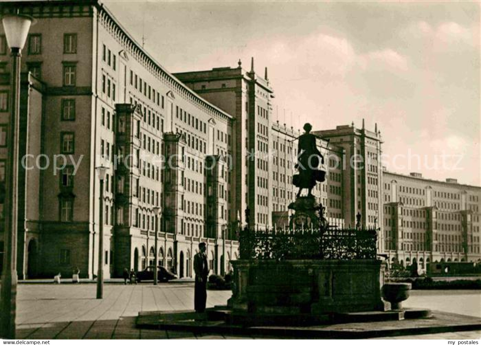 72811564 Leipzig Neubauten Am Rossplatz Mit Maegdebrunnen Messestadt Leipzig - Leipzig