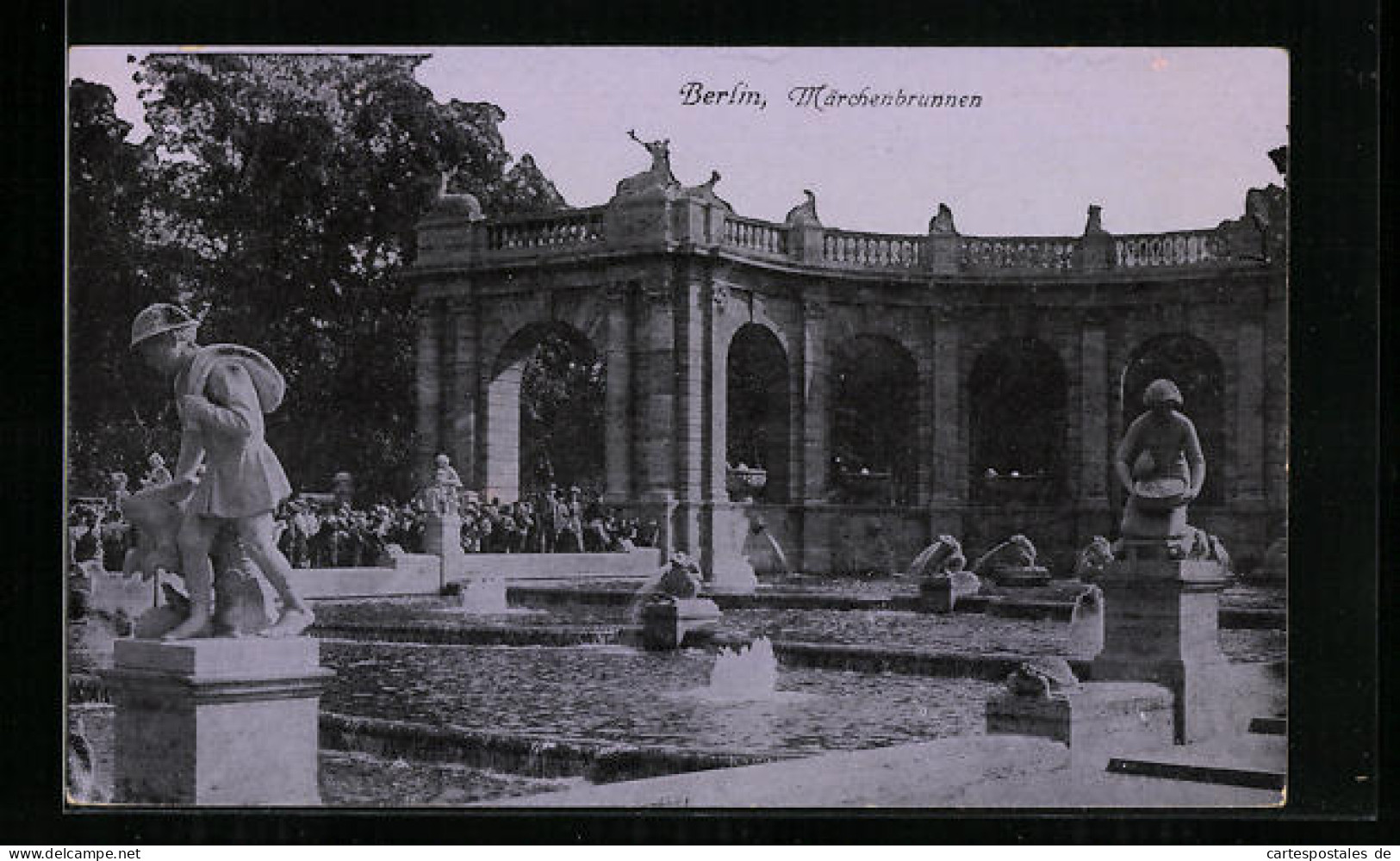 AK Berlin-Friedrichshain, Blick Zum Märchenbrunnen  - Friedrichshain