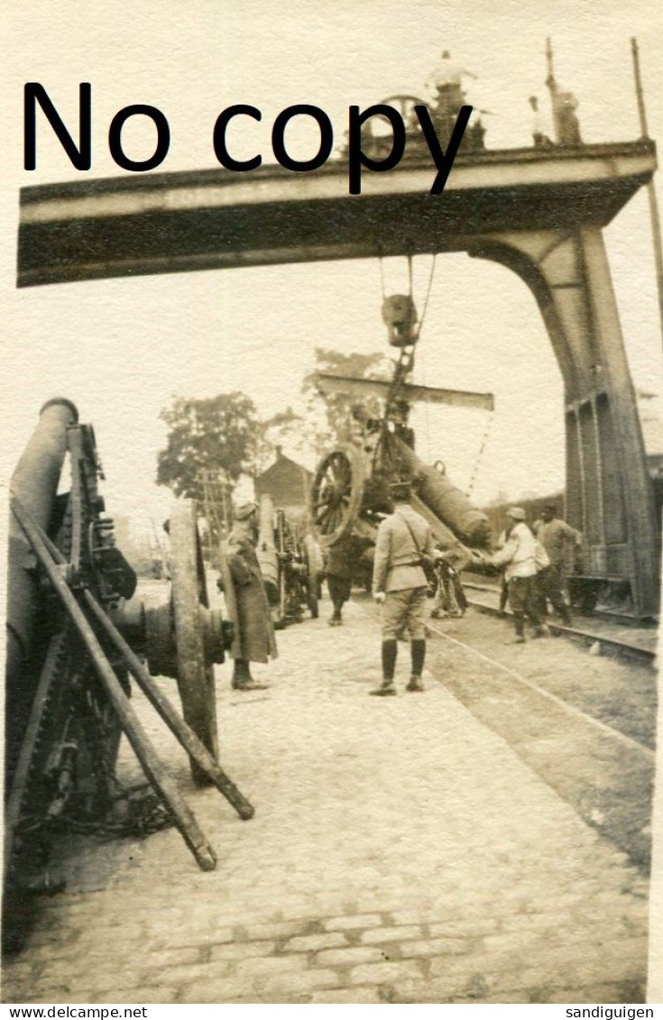 PHOTO FRANCAISE - MANOEUVRE DE CANON AU PONT ROULANT DE LA GARE DE PIERREFONDS PRES DE COMPIEGNE OISE GUERRE 1914 1918 - Guerra, Militari