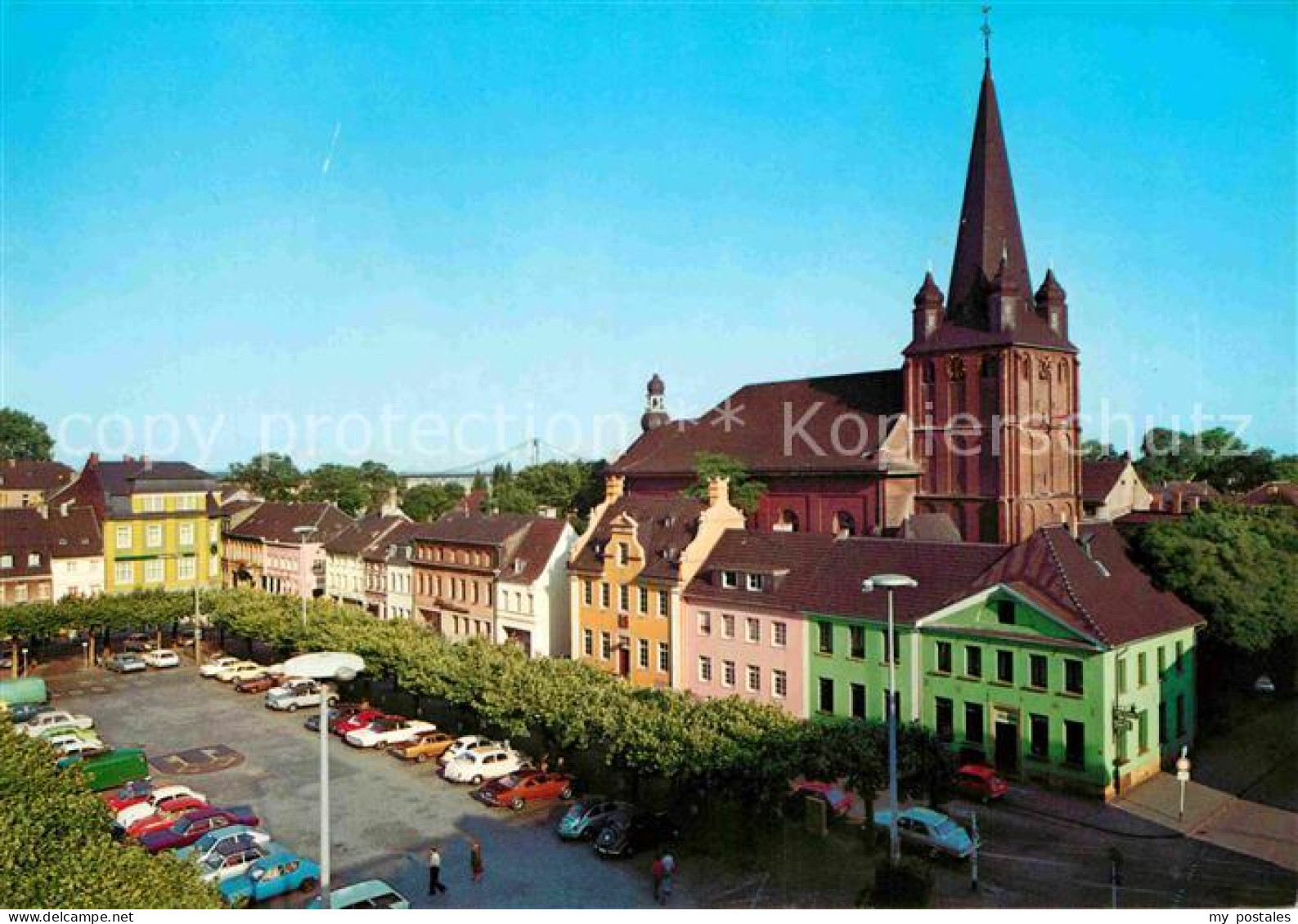 72806785 Uerdingen Markt Mit Blick Auf St Peter Kirche Krefeld - Krefeld