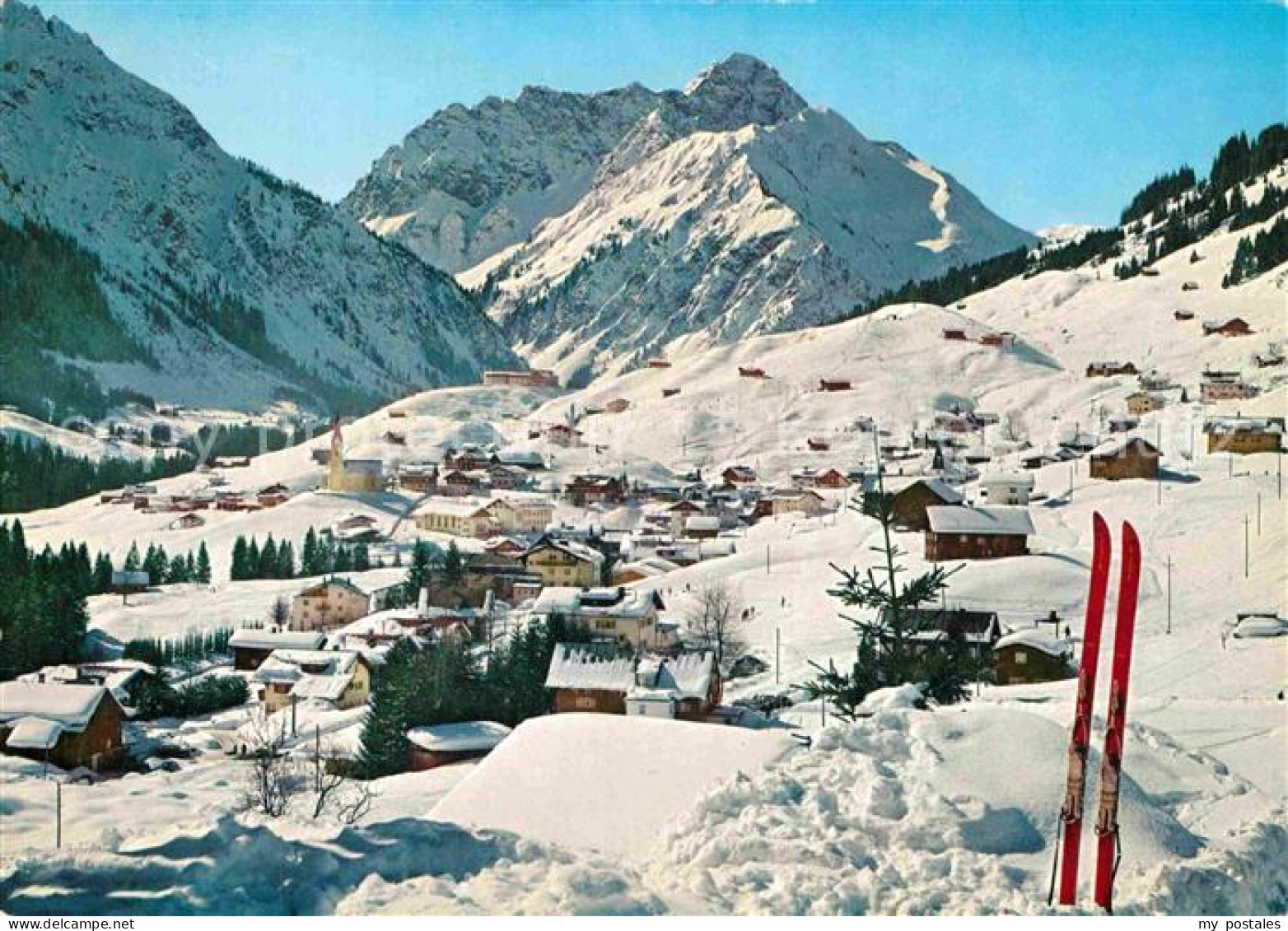 72800976 Hirschegg Kleinwalsertal Vorarlberg Panorama Wintersportplatz Mit Widde - Altri & Non Classificati