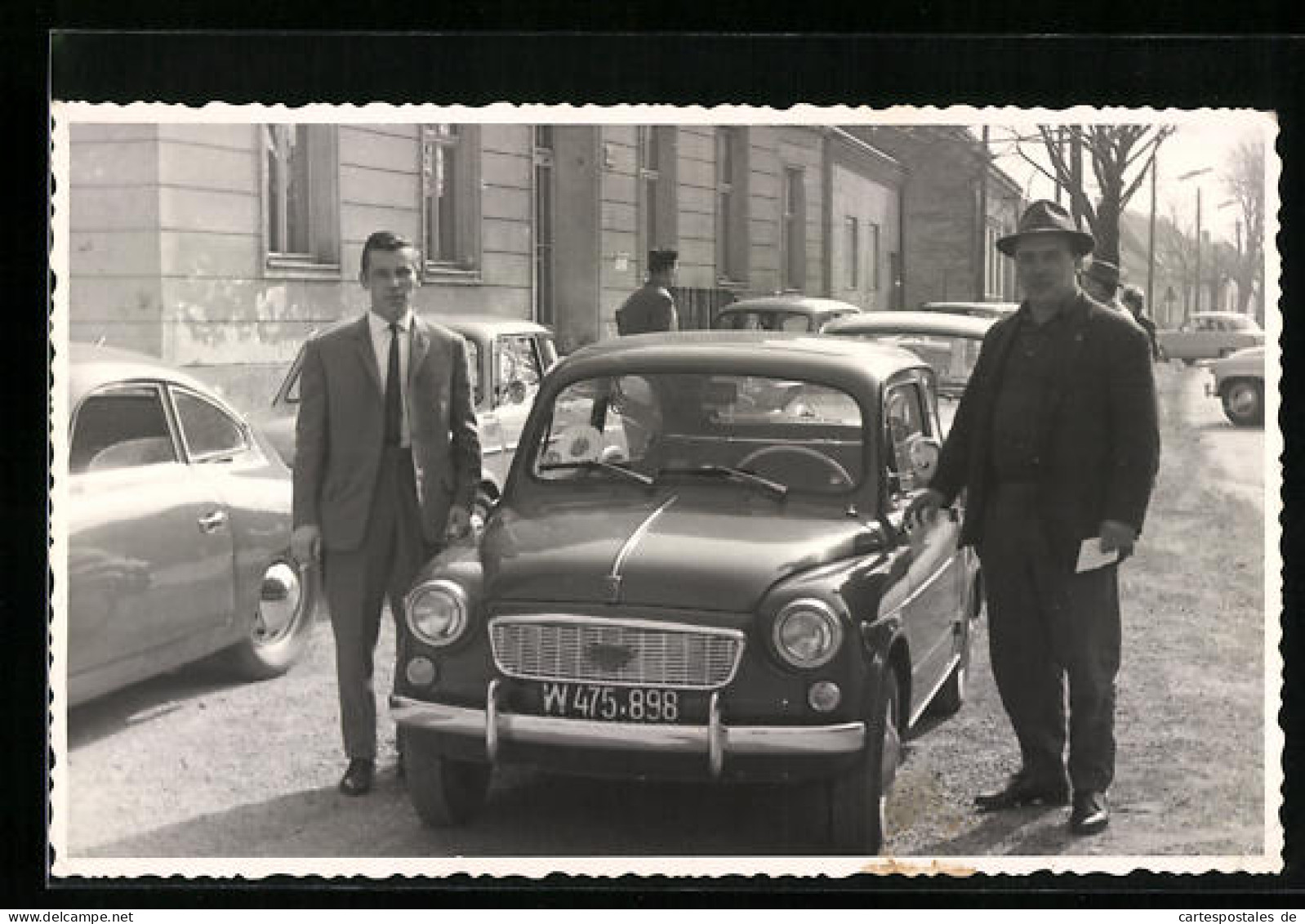 Foto-AK Puch Auto, Kfz-Kennzeichen W475-898  - Voitures De Tourisme