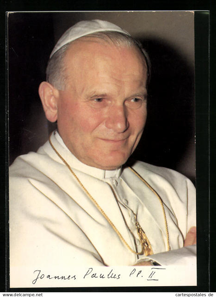 AK Papst Johannes Paul II. Lächelnd Mit Verschränkten Armen  - Päpste