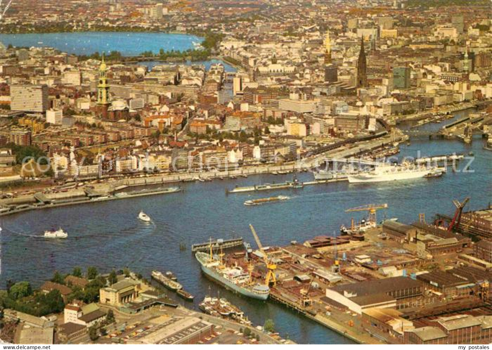 72798750 Hamburg Hafen Mit Blick Auf Die Stadt Fliegeraufnahme Hamburg - Autres & Non Classés