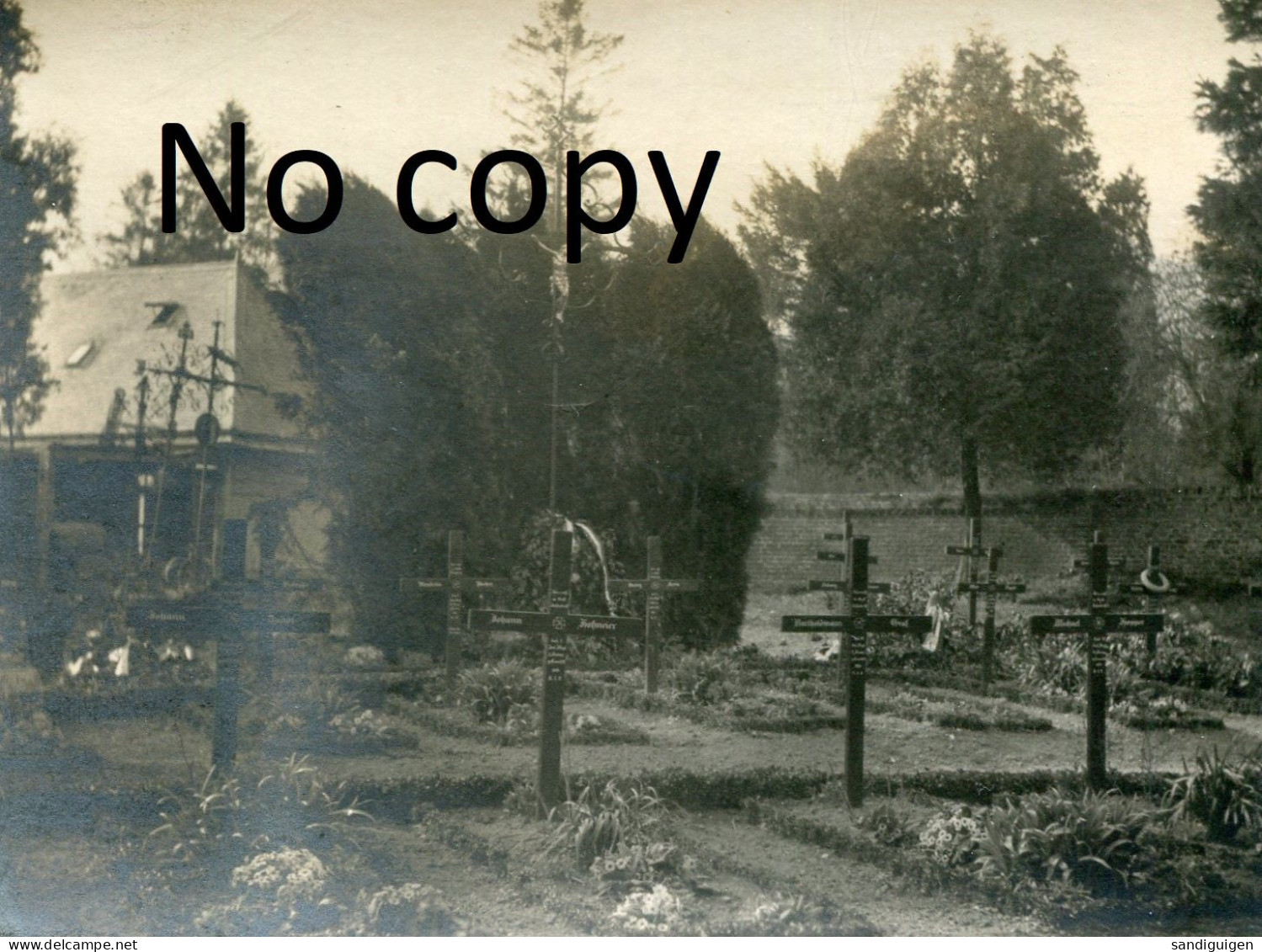 PHOTO ALLEMANDE - PETIT CIMETIERE AU LAZARETT DE PERONNE PRES DE BIACHES SOMME - GUERRE 1914 1918 - Oorlog, Militair