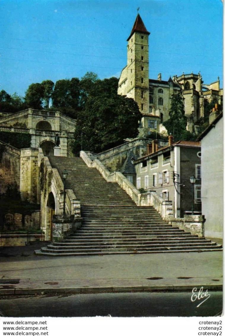 32 AUCH N°26 Escalier Monumental Statue De D'Artagnan Et Tour D'Armagnac En 1963 VOIR DOS - Auch
