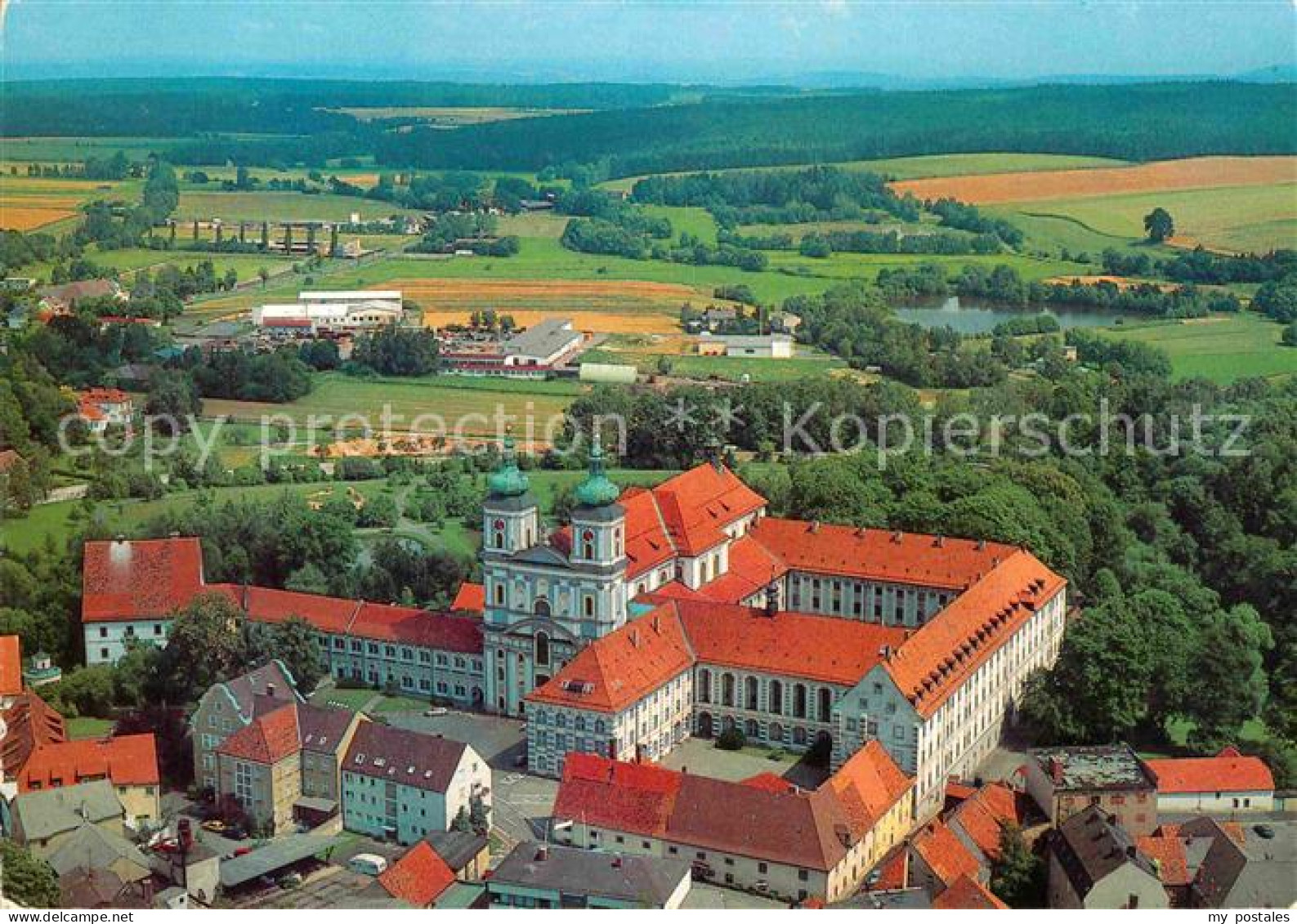 72795685 Waldsassen Zisterzienser Stiftskirche Fliegeraufnahme Waldsassen - Waldsassen