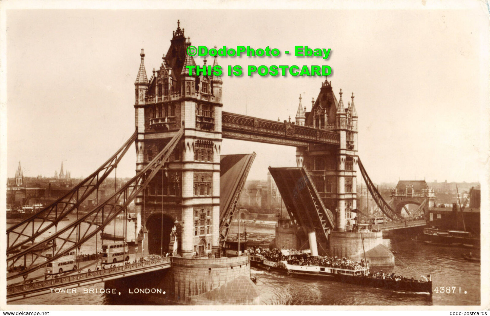 R354929 Tower Bridge London. 43871. Valentine And Sons. RP. 1954 - Autres & Non Classés