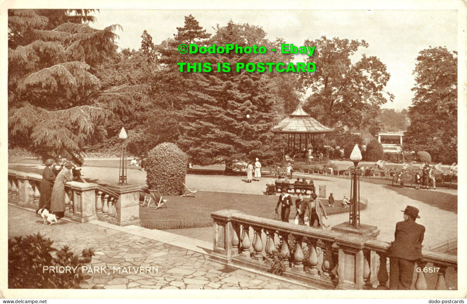 R355409 Malvern. Priory Park. Valentine. Phototype. Postcard - World
