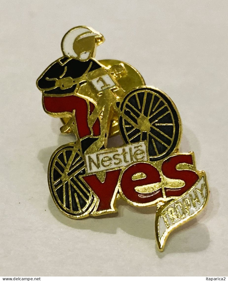 PINS CHOCOLAT NESTLE YES TROPHY CYCLISME VELO  / 33NAT - Food