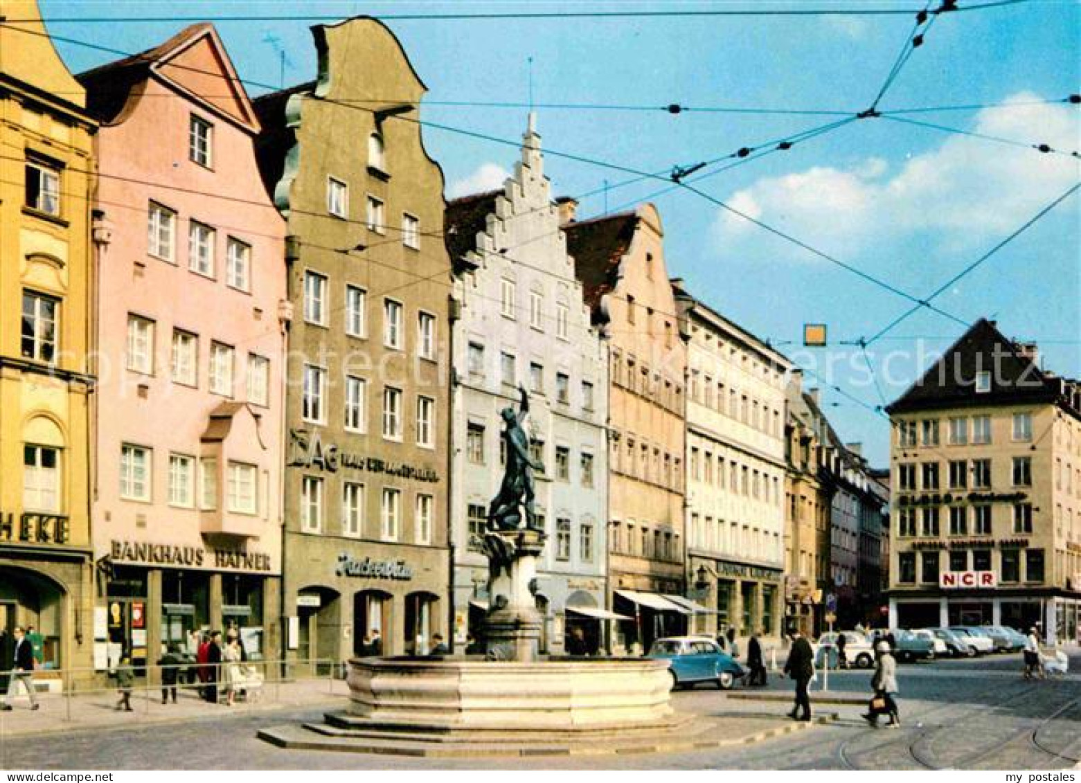 72793510 Augsburg Merkurbrunnen Giebelhaeuser Augsburg - Augsburg