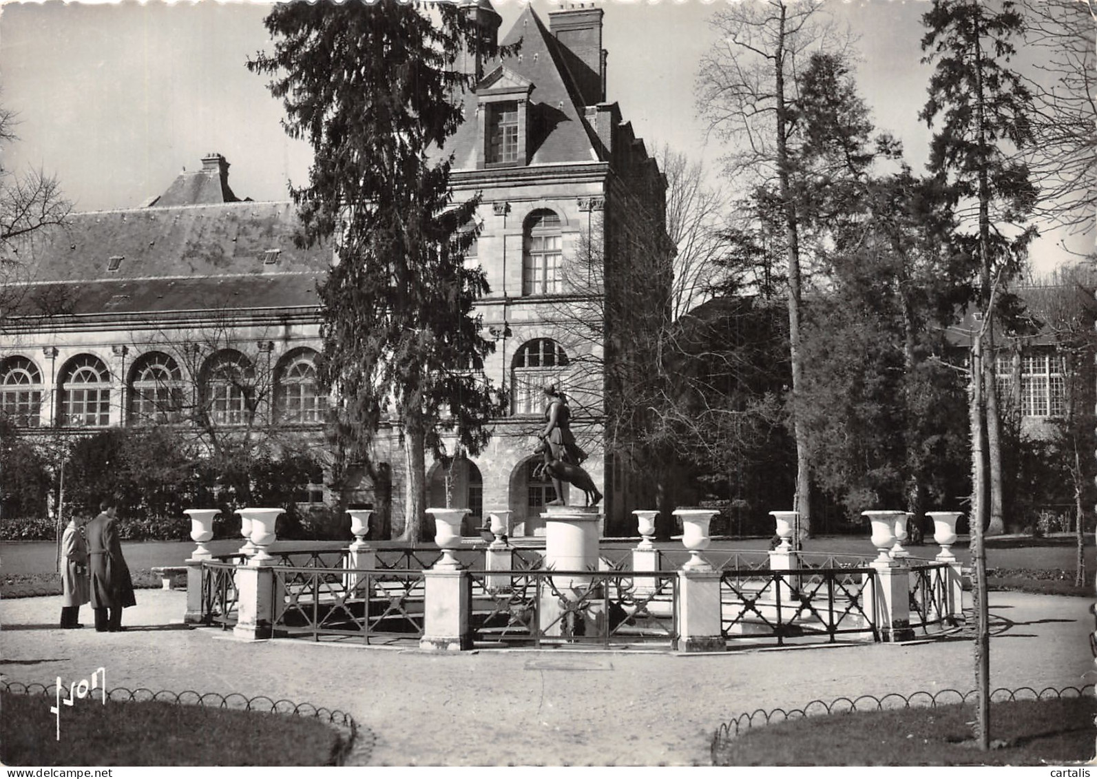 77-FONTAINEBLEAU-N°4186-C/0343 - Fontainebleau