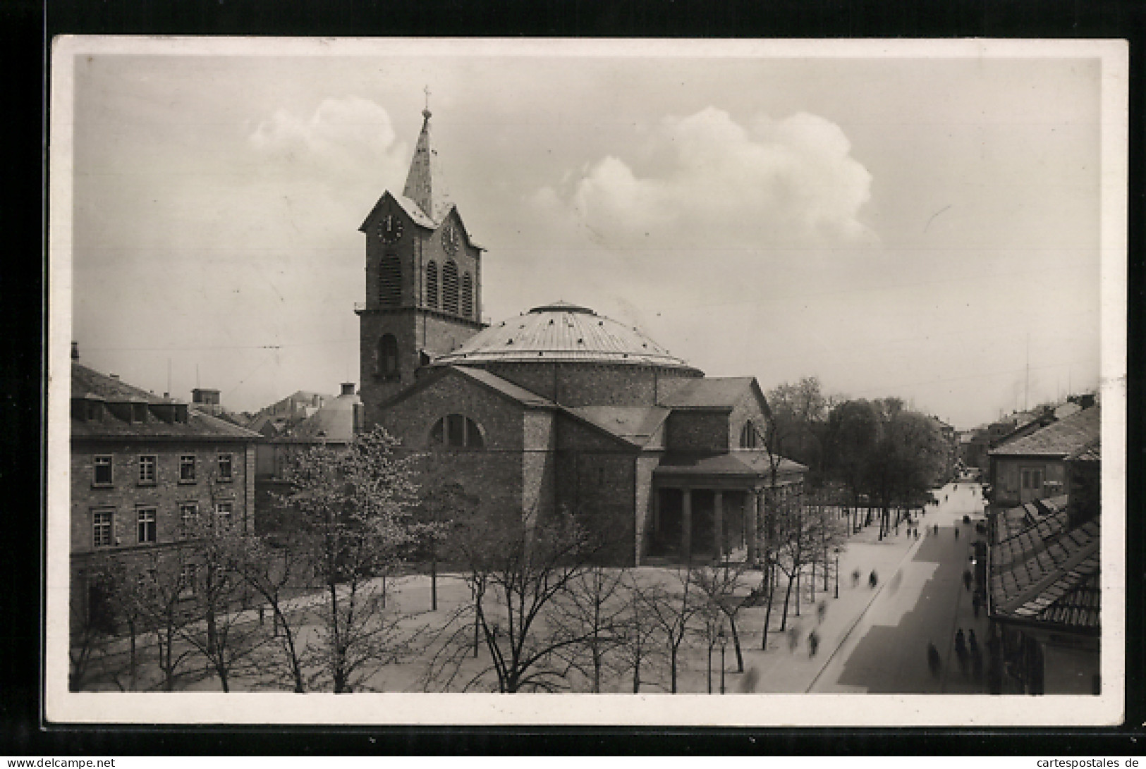 AK Karlsruhe I. B., Platz Vor Der St. Stephanskirche  - Karlsruhe