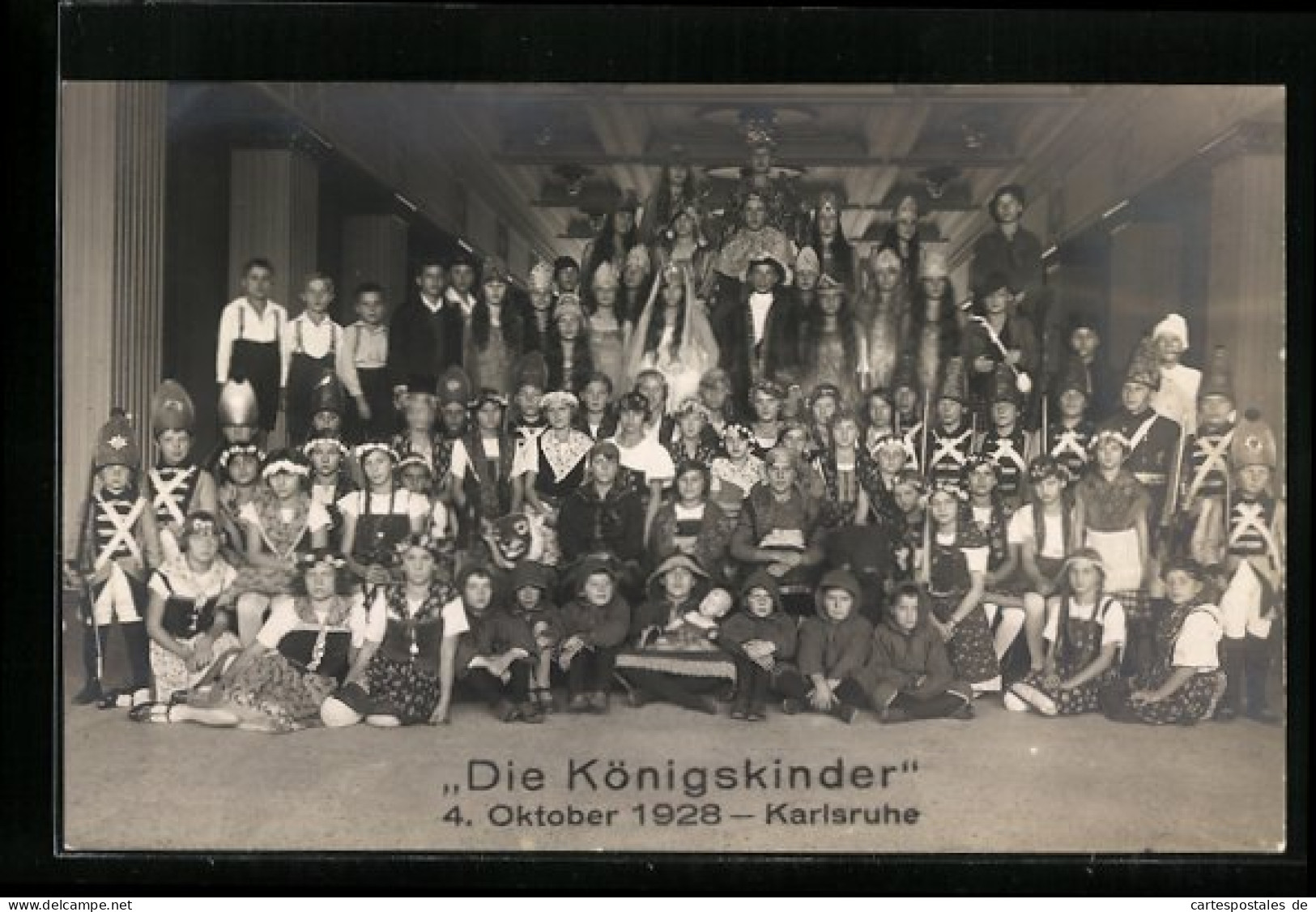 AK Karlsruhe I. B., Gruppenbild Der Königskinder In Kostümen, 4. Oktober 1928  - Karlsruhe