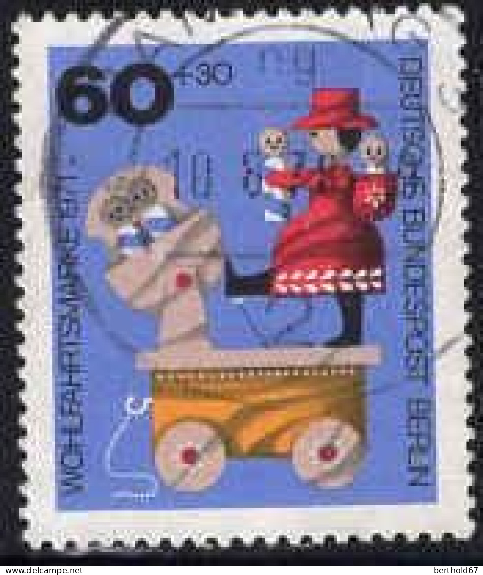 Berlin Poste Obl Yv:374/377 Bienfaisance Jouets En Bois (cachet Rond) (Thème) - Zonder Classificatie