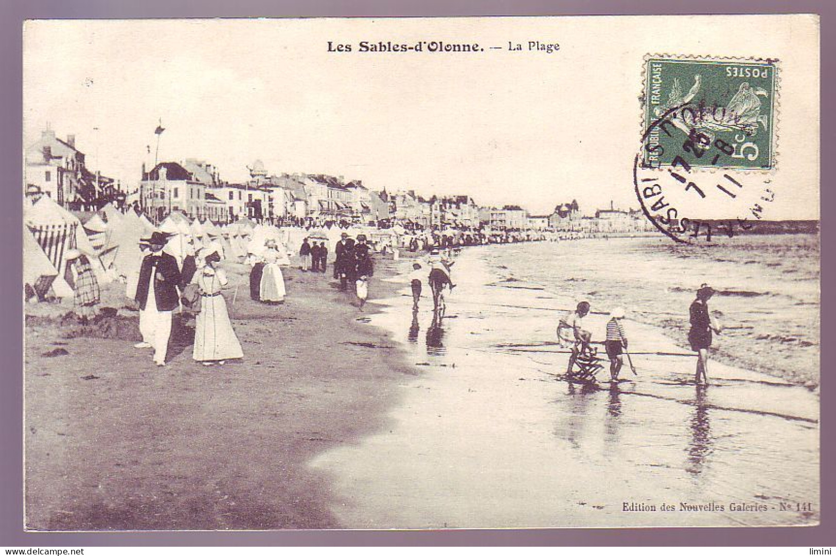 85 - SABLES D'OLONNE - La PLAGE - ANIMÉE - - Sables D'Olonne