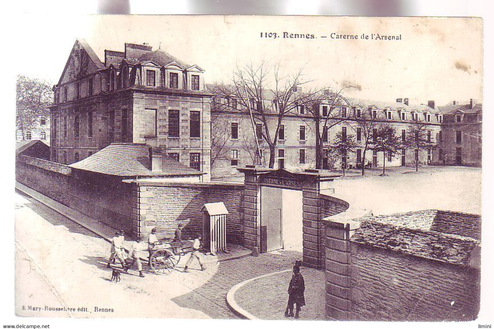 35 - RENNES - CASERNE De L'ARSENAL - ANIMÉE - - Rennes