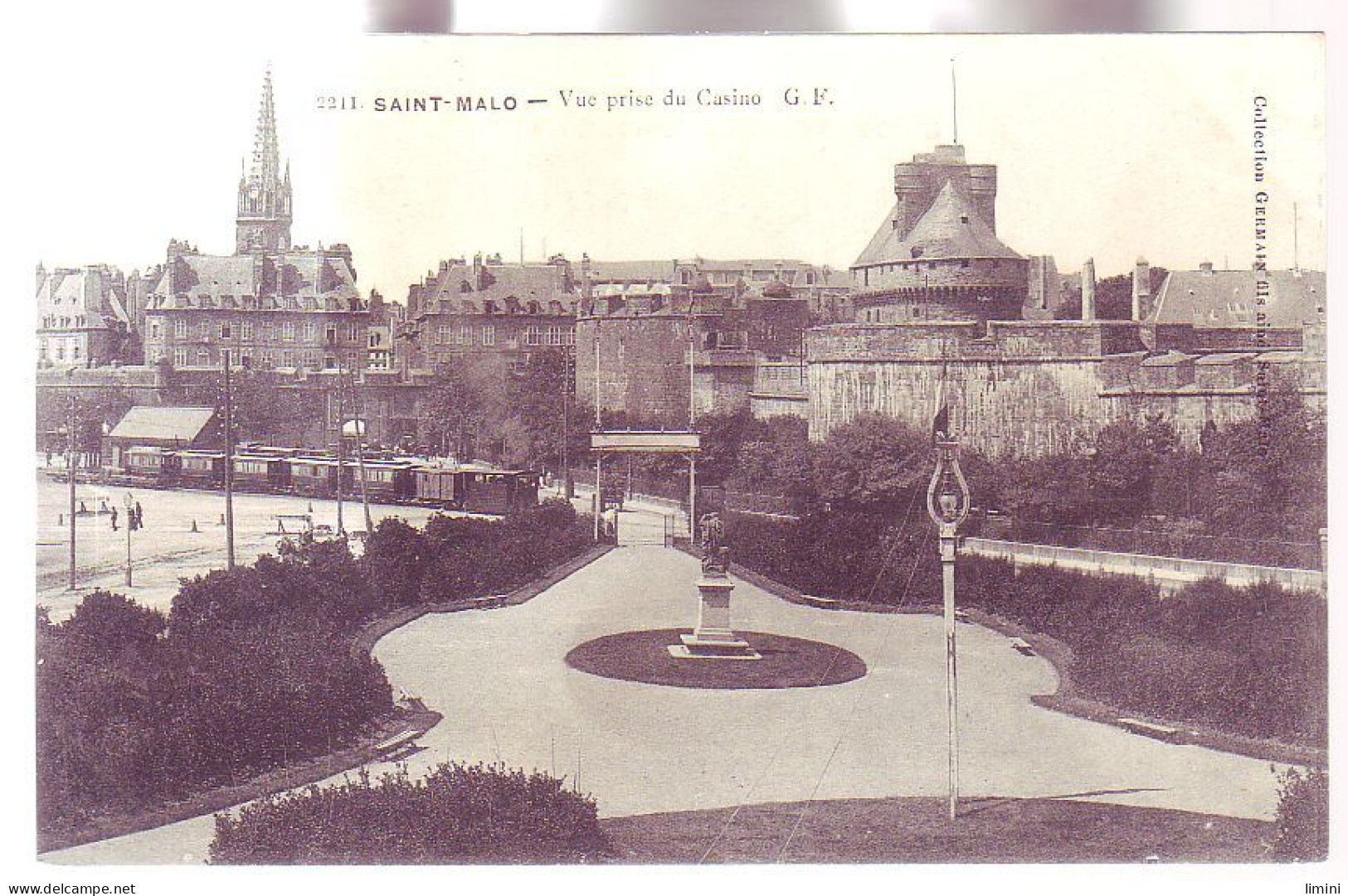 35 - SAINT MALO - VUE PRISE Du CASINO - CHEMIN De FER - ANIMÉE - - Saint Malo