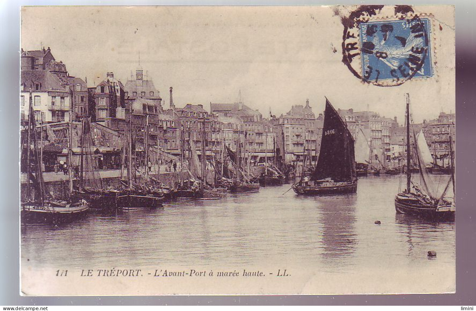 76 - LE TREPORT - AVANT-PORT   MARÉE HAUTE - BATEAUX - - Le Treport