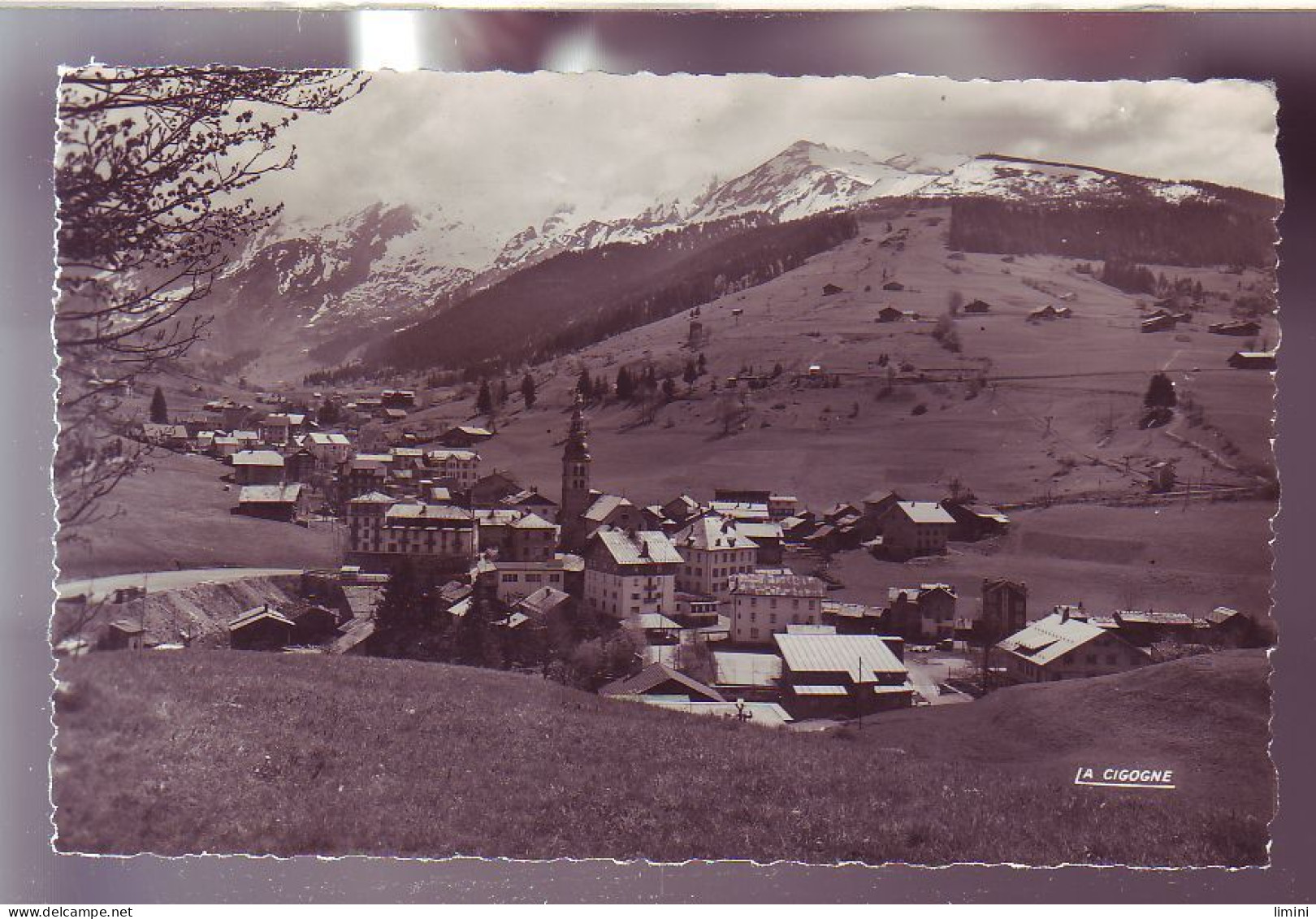 74 -  LACLUSAZ - VUE GÉNÉRALE - - La Clusaz