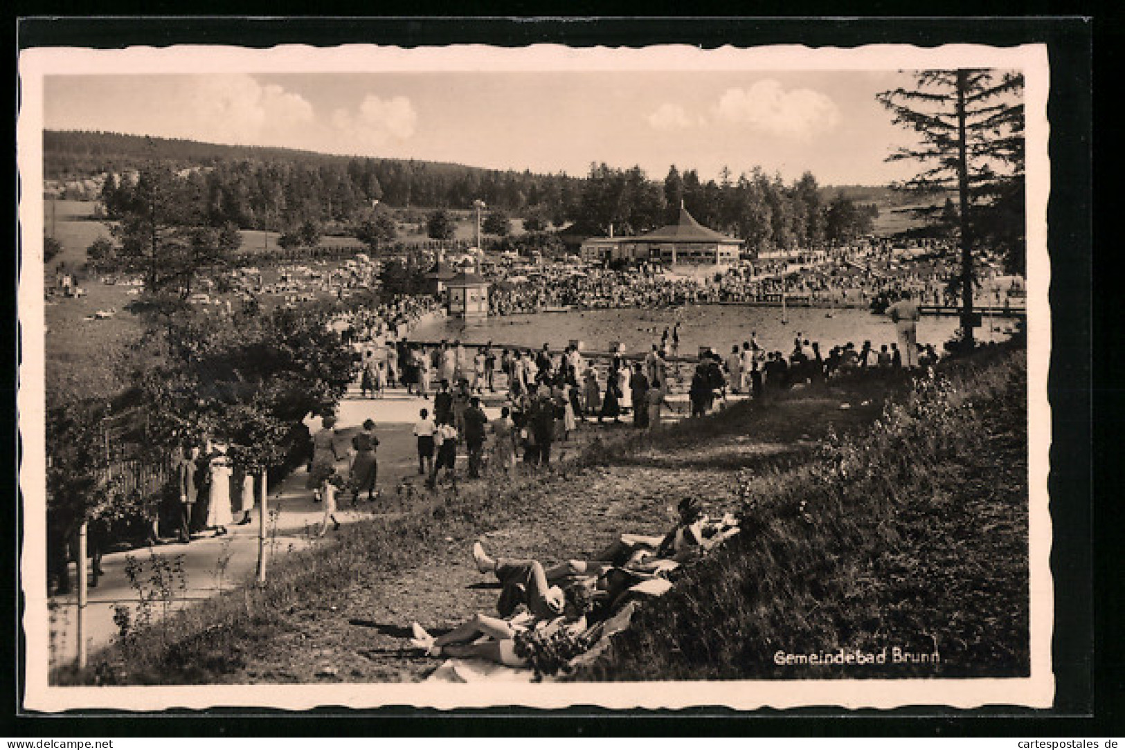 AK Brunn B. Auerbach I. V., Freibad Mit Badegästen  - Auerbach (Vogtland)