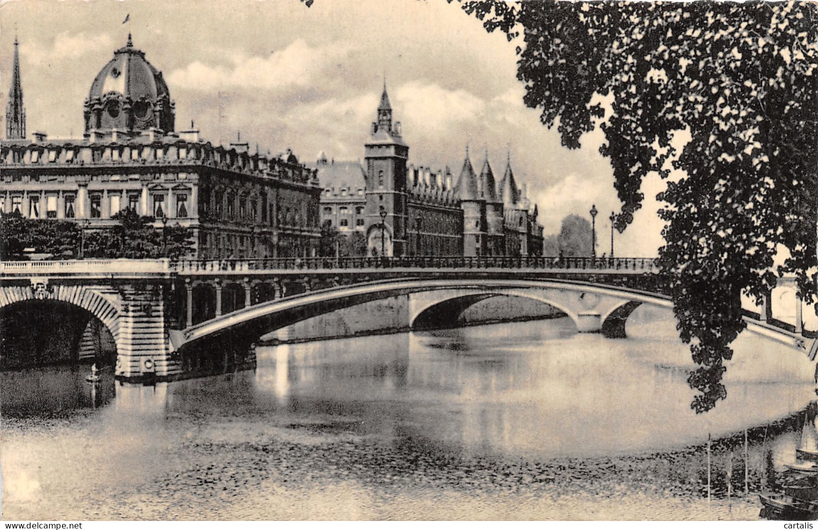 75-PARIS LA CONCIERGERIE-N°4190-G/0261 - Andere & Zonder Classificatie