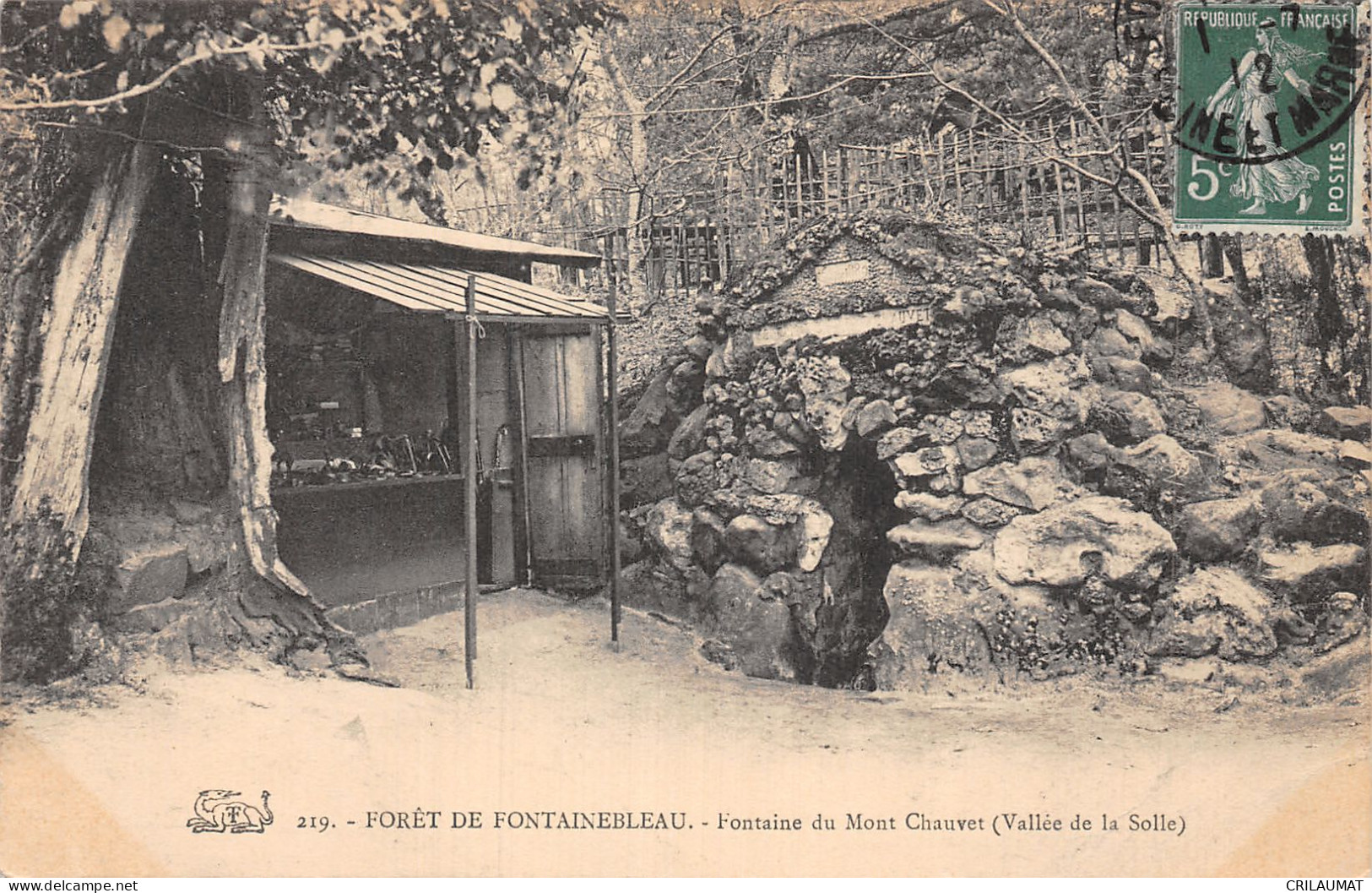 77-FONTAINEBLEAU LA FORET-N°5136-G/0383 - Fontainebleau