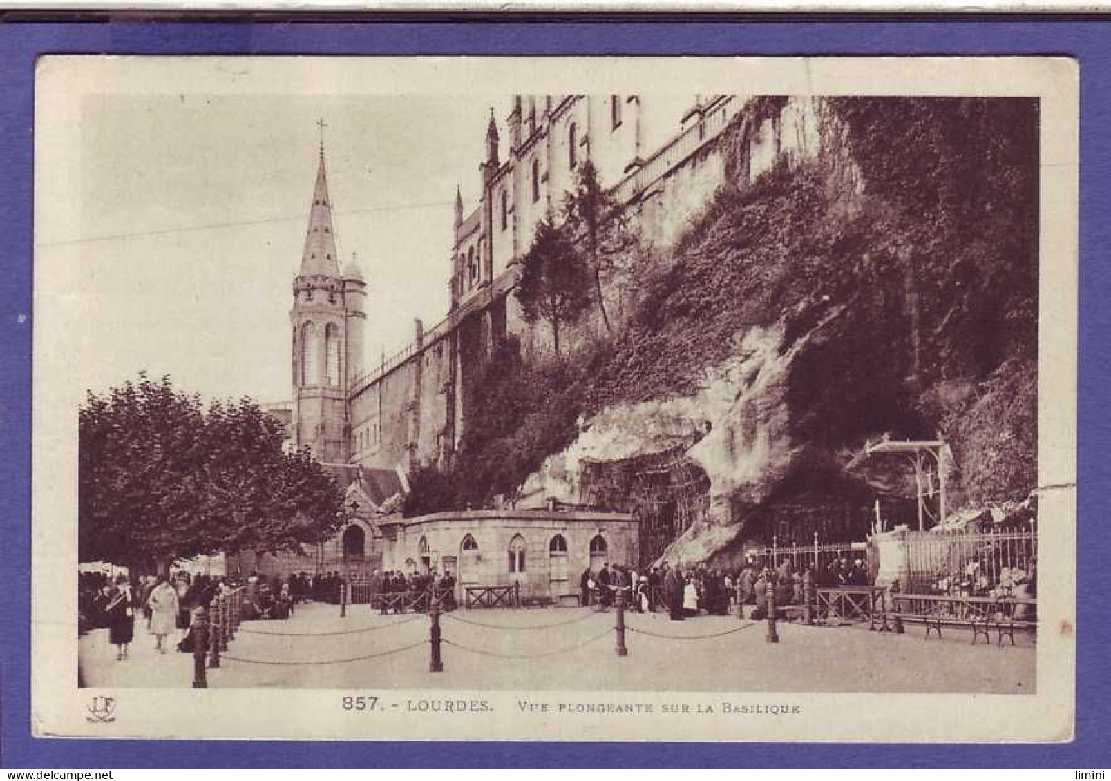 65 - LOURDES - LA BASILIQUE -  - Lourdes