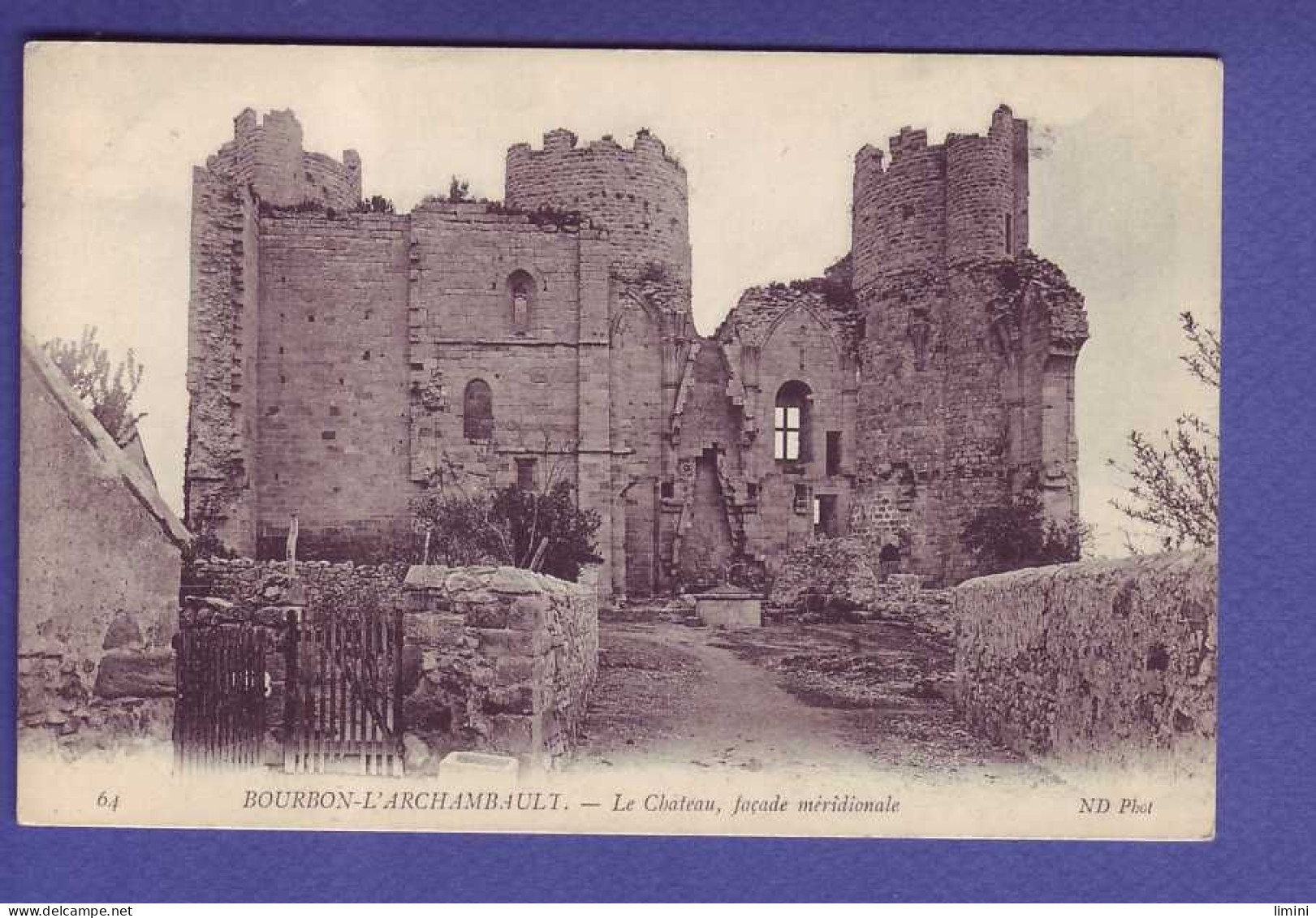 03 - BOURBON L'ARCHAMBAULT - CHATEAU FACADE MÉDIEVALE - ' - Bourbon L'Archambault