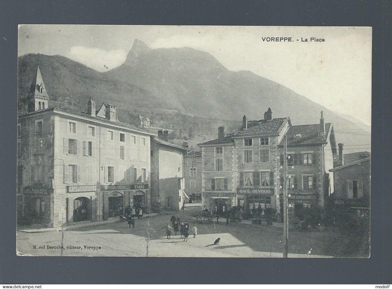 CPA - 38 - Voreppe - La Place - Animée - Circulée En 1909 - Voreppe