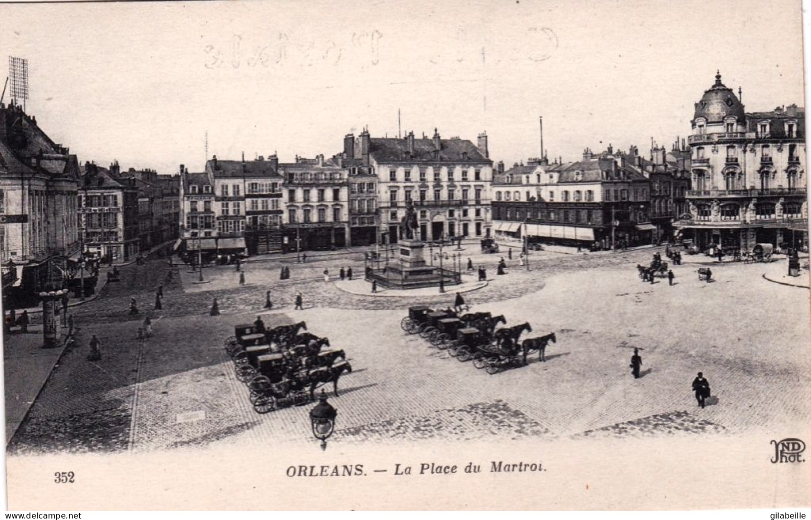 45 - Loiret -  ORLEANS - La Place Du Martroi - Orleans