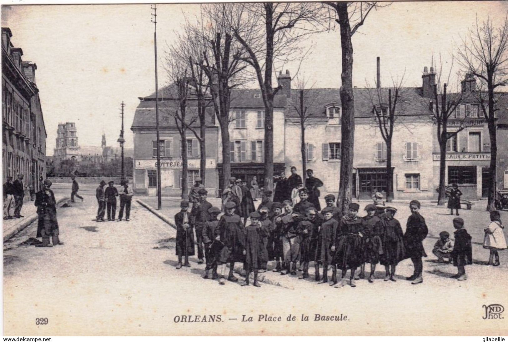 45 - Loiret - ORLEANS - La Place De La Bascule - Orleans