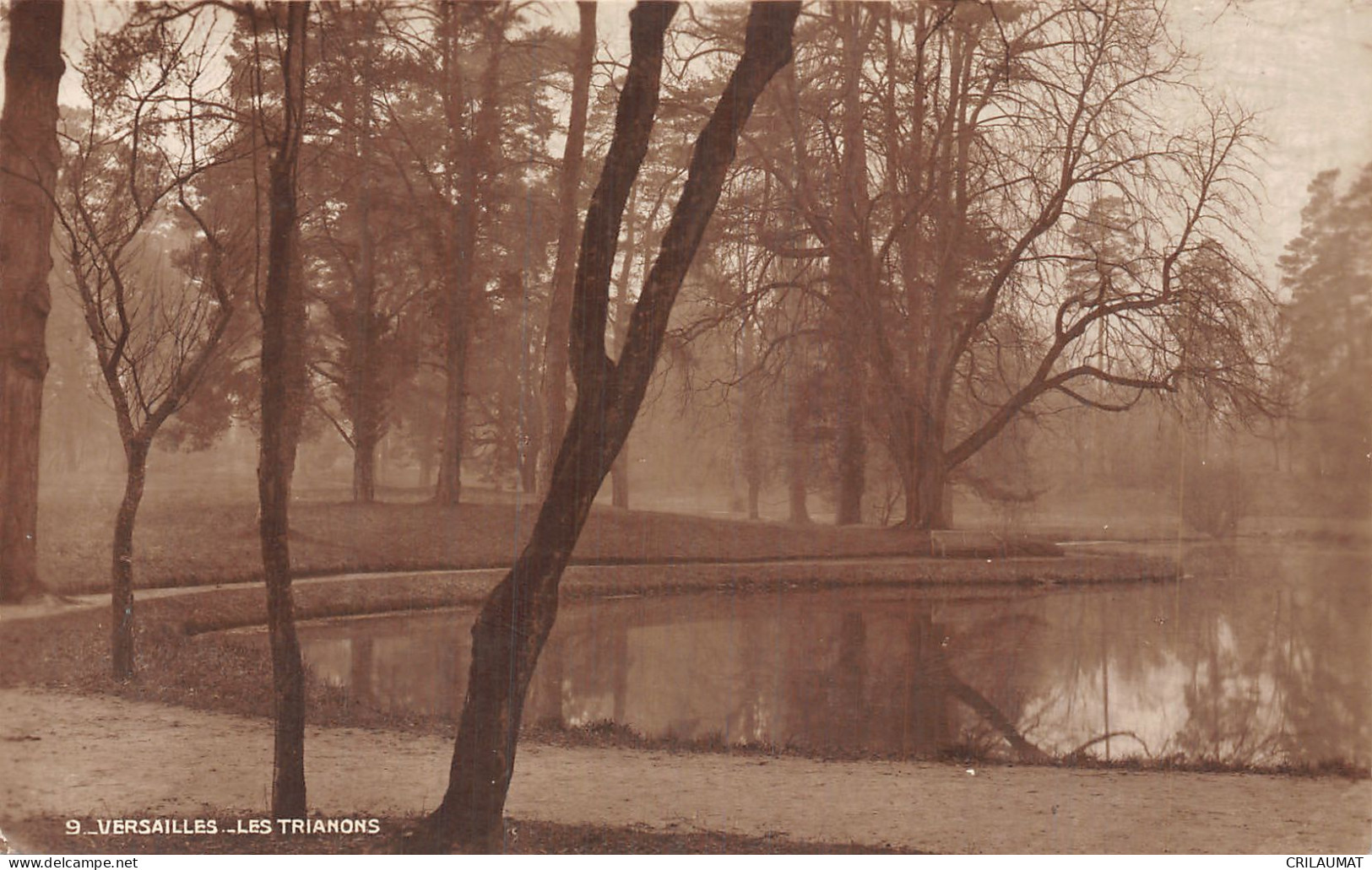 78-VERSAILLES LES TRIANONS-N°5138-A/0249 - Versailles (Château)