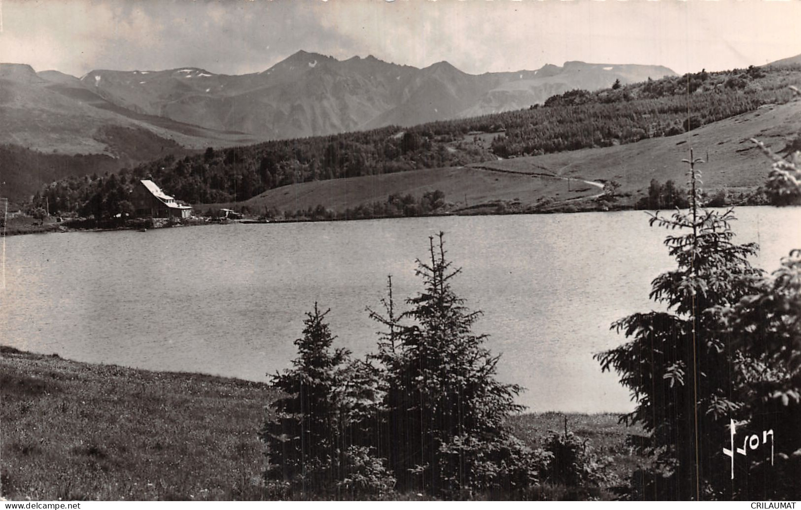 63-LE LAC DE GUERY ET LA CHAINE DU SANCY-N°5138-G/0305 - Autres & Non Classés