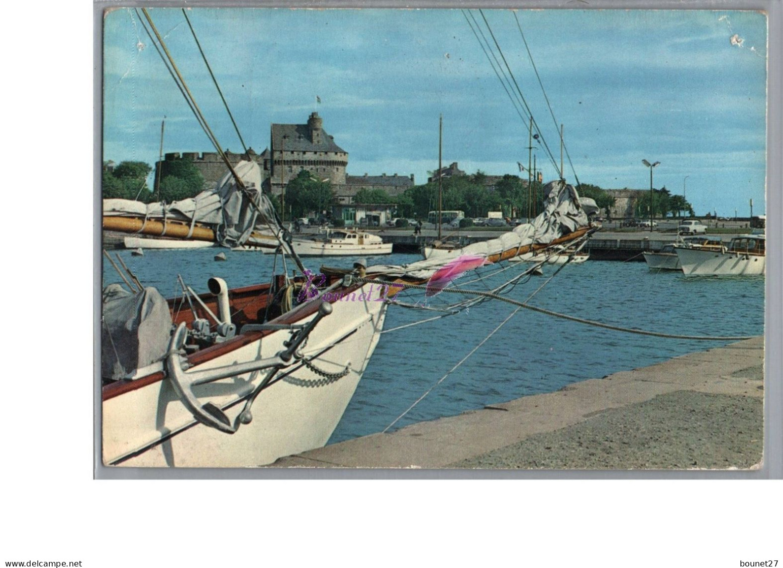 SAINT MALO 35 - Le Port Des Yachts Et Le Château Bateau Voilier - Saint Malo