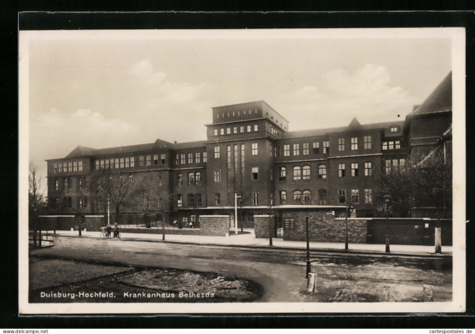 AK Duisburg-Hochfeld, Krankenhaus Bethesda Mit Strasse  - Duisburg