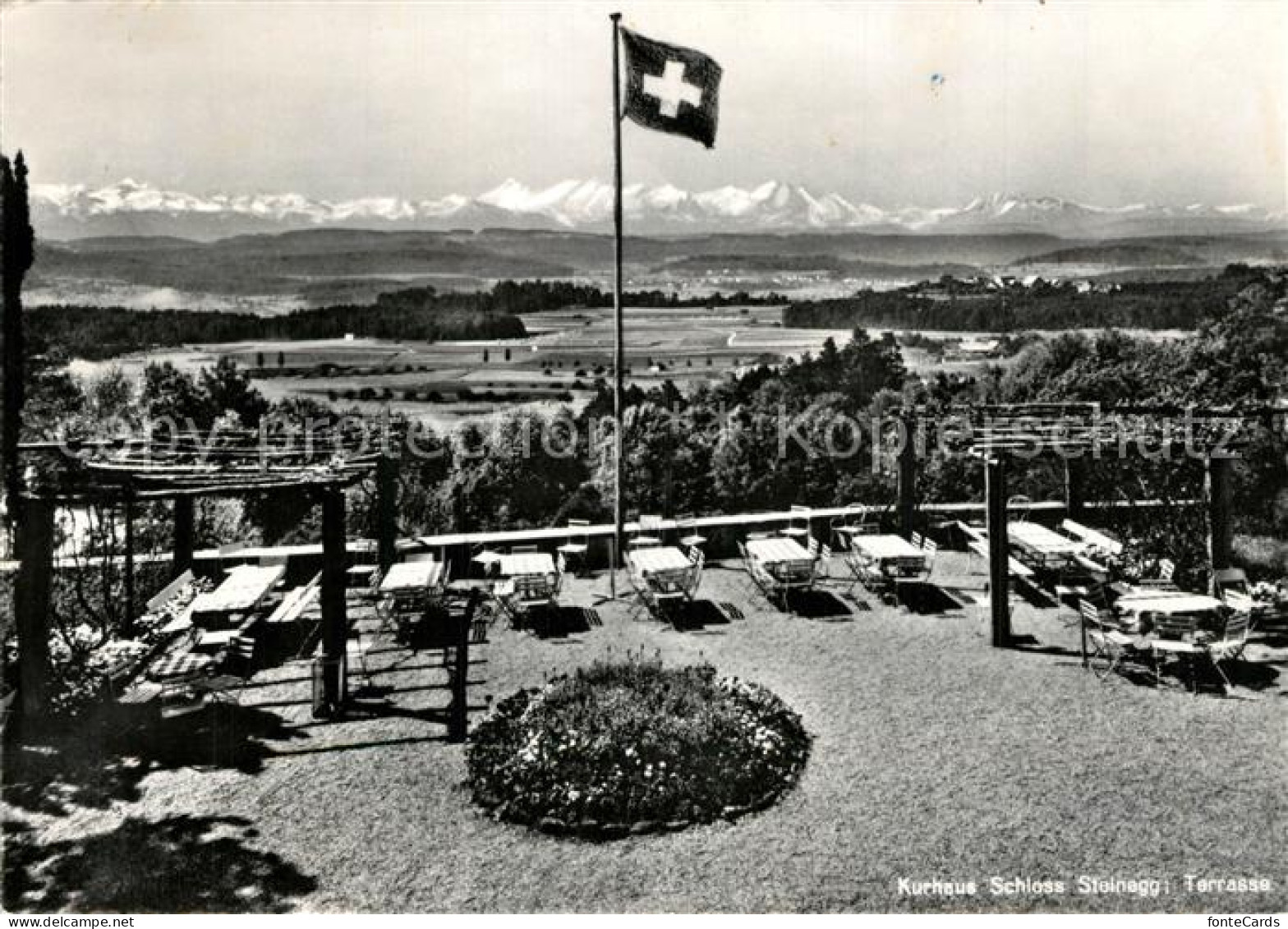 13297467 Huettwilen Kurhaus Schloss Steinegg Terrasse Flagge Fernsicht Alpenpano - Other & Unclassified