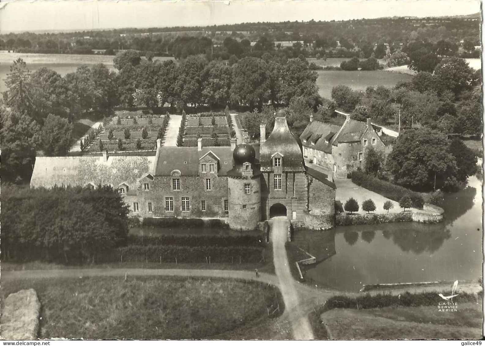 2220 Bais - Château De Montesson - Bais