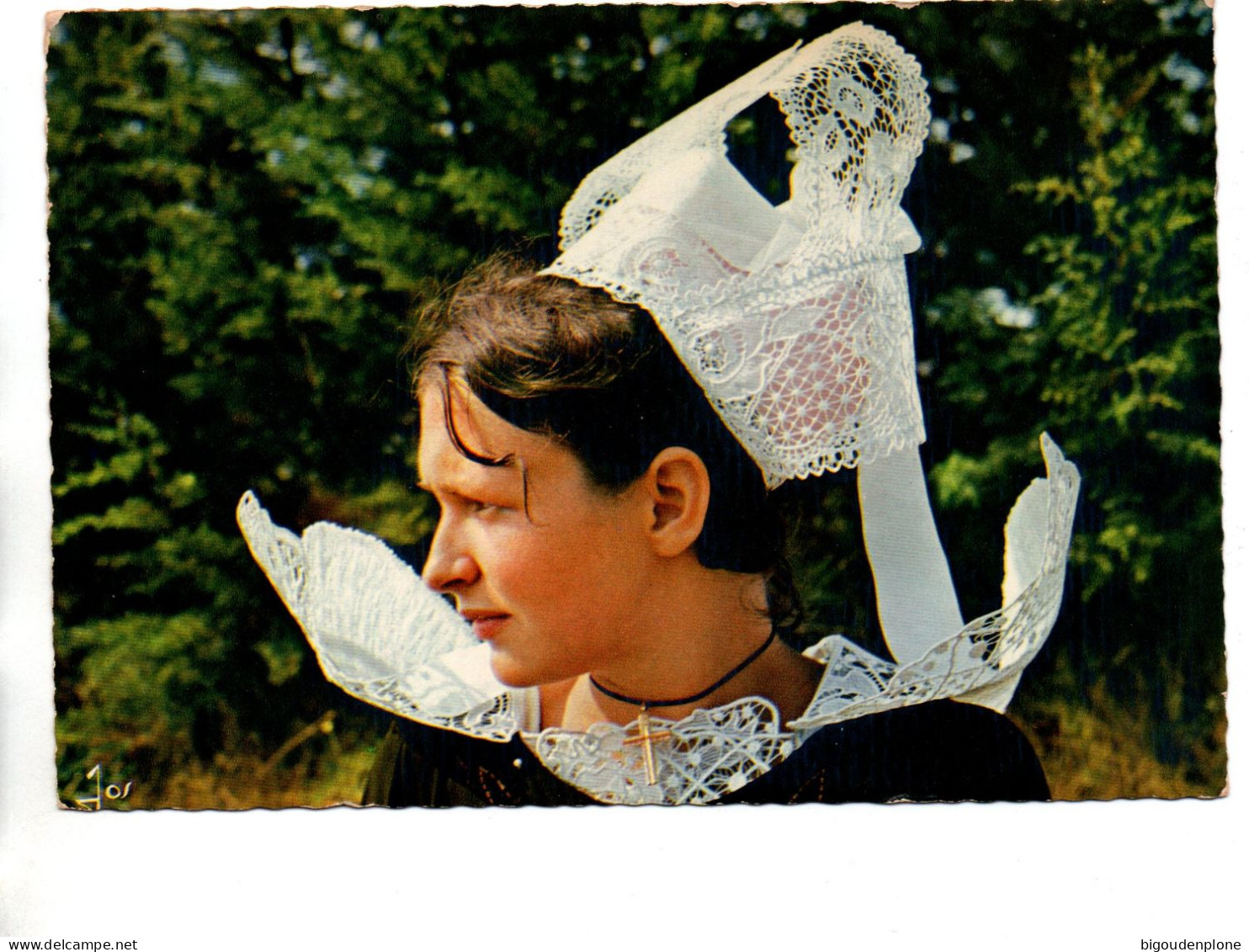 CPSM Jeune Fille En Costume De Pont Aven, Bannalec Et Scaër - Pont Aven