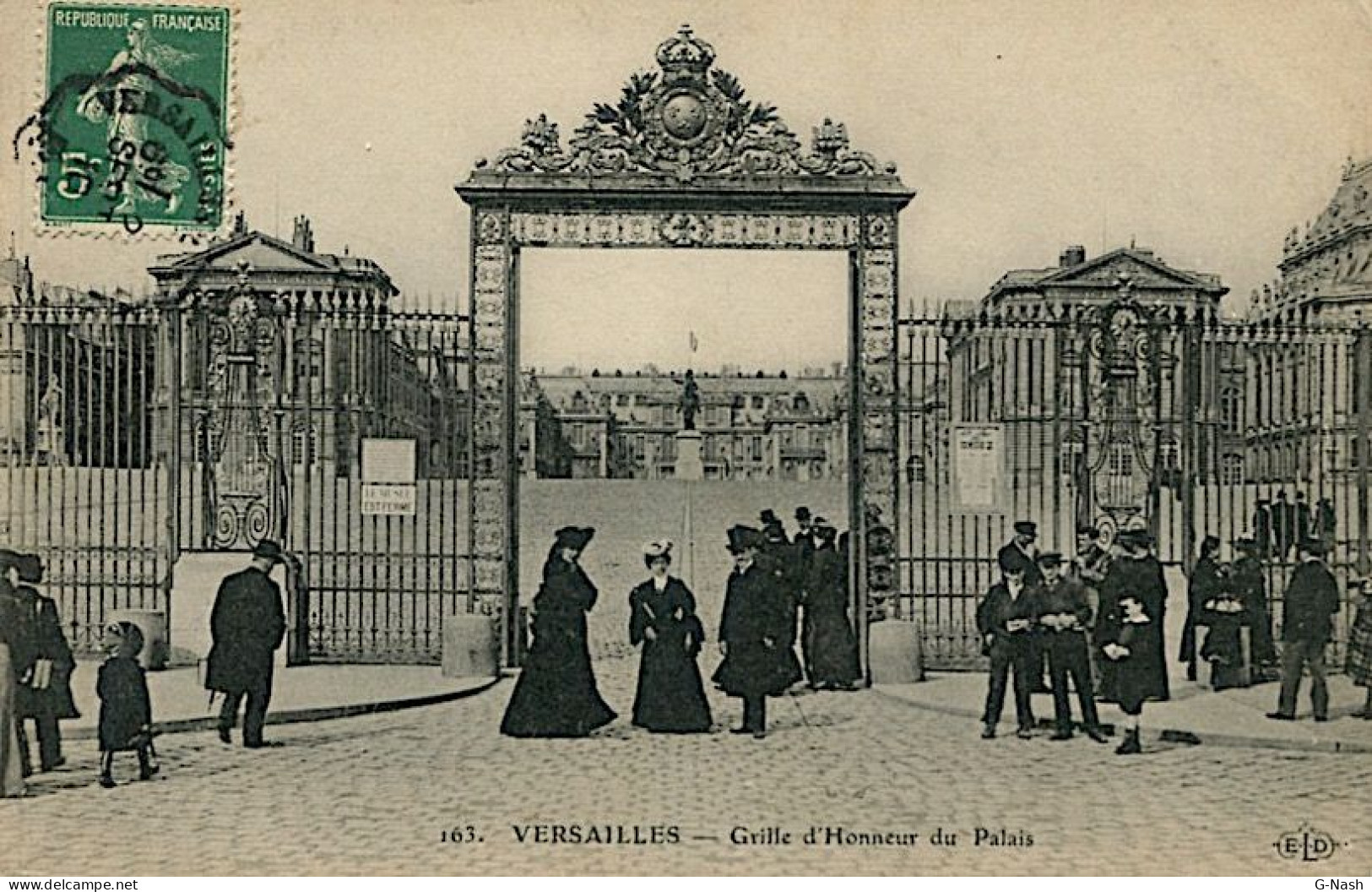 CPA 78 - Versailles - Grille D'Honneur Du Palais - Versailles