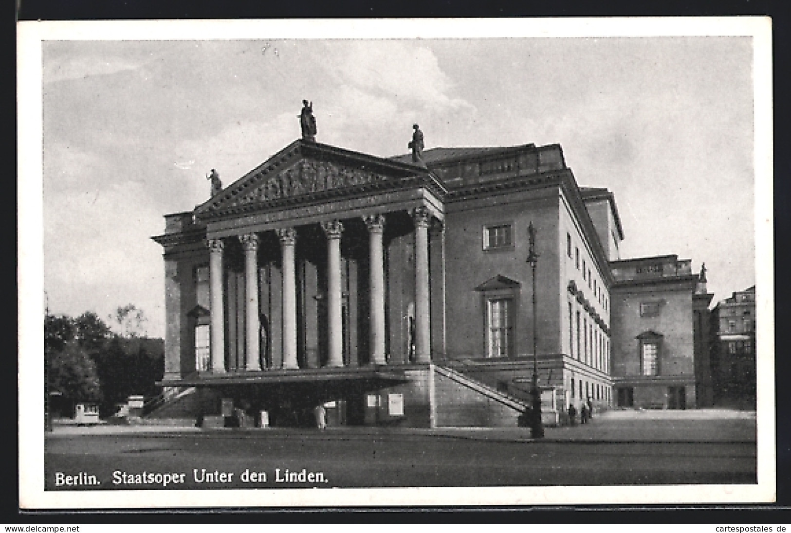 AK Berlin, Vor Der Staatsoper Unter Den Linden  - Mitte