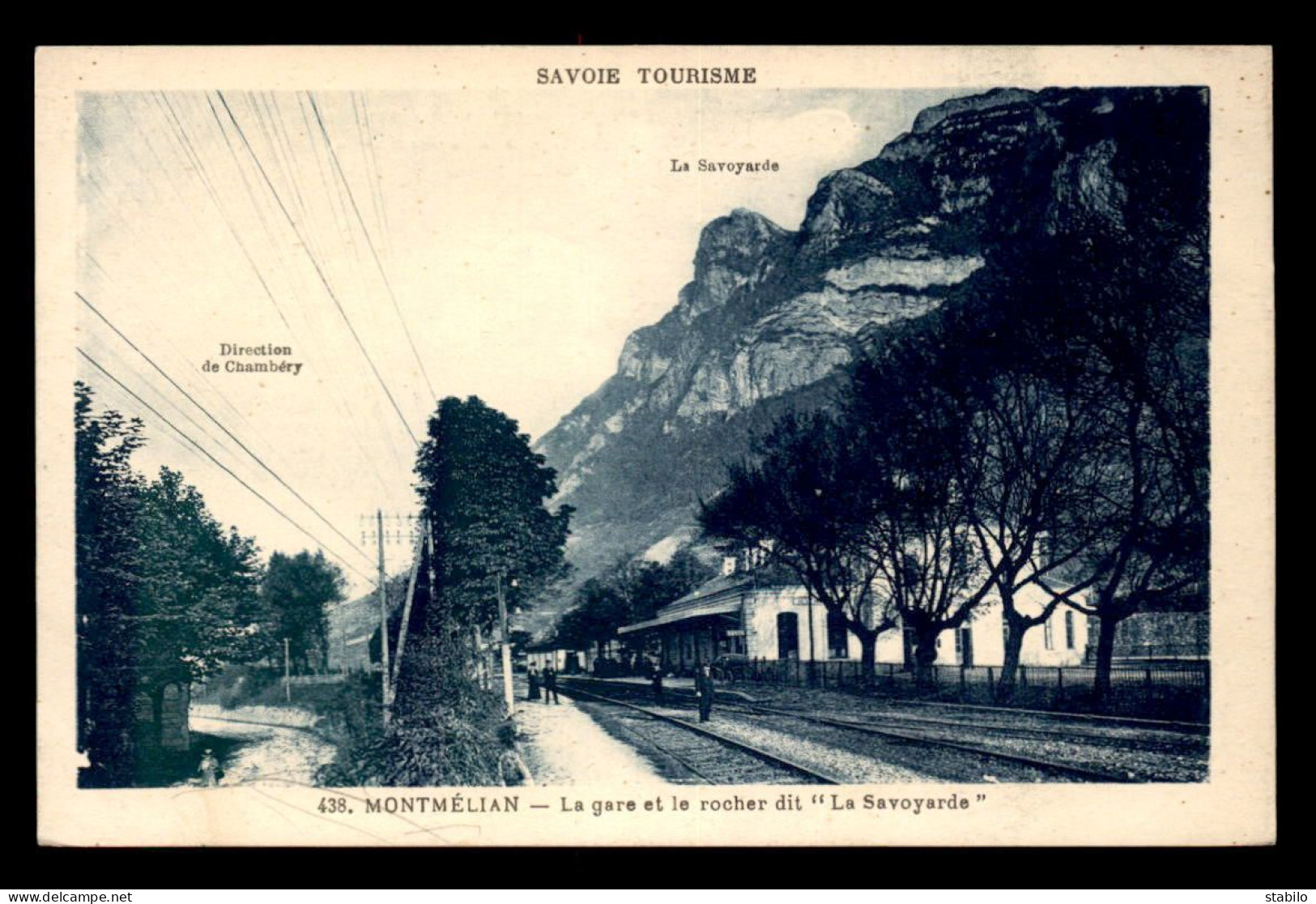 73 - MONTMELIAN - LA GARE DE CHEMIN DE FER ET LE ROCHER DIT LA SAVOYARDE - Montmelian