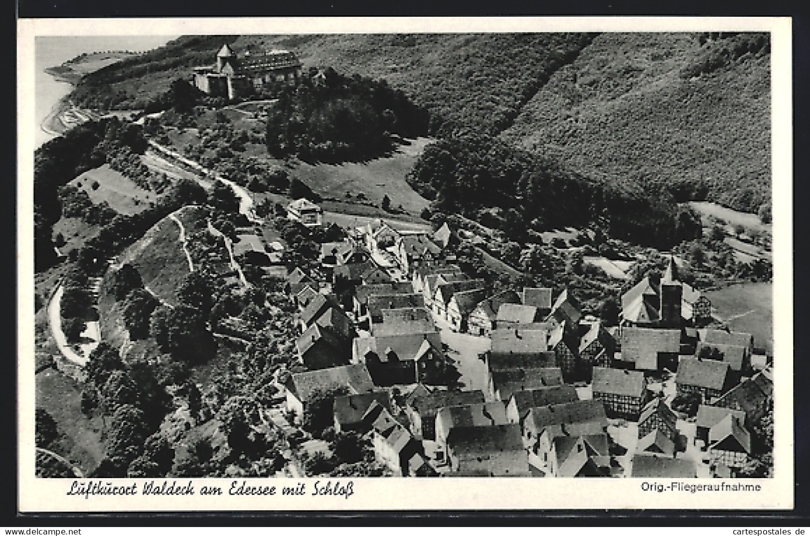 AK Waldeck Am Edersee, Ortsansicht Mit Schloss, Fliegeraufnahme  - Waldeck